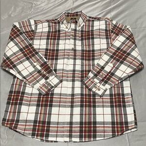 Men's Ridgecut Toughwear‎ heavy flannel long-sleeve plaid shirt.